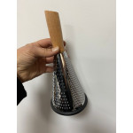 Lale Ahşap Saplı Konik Rende Küçük Boy 24cm